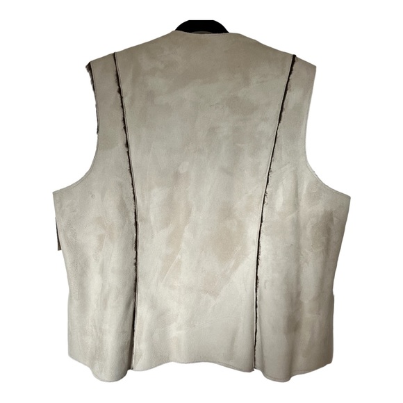 Coldwater Creek. NWT. Faux suede and fur vest.SZ 3X - Picture 2 of 6